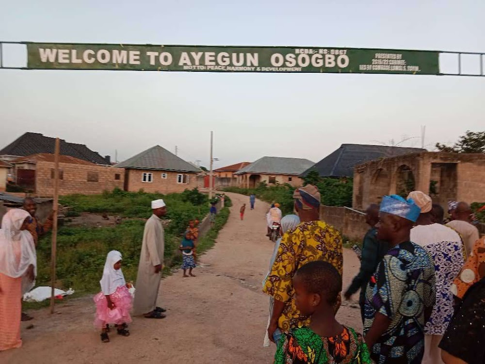Ayegun Community photo 2